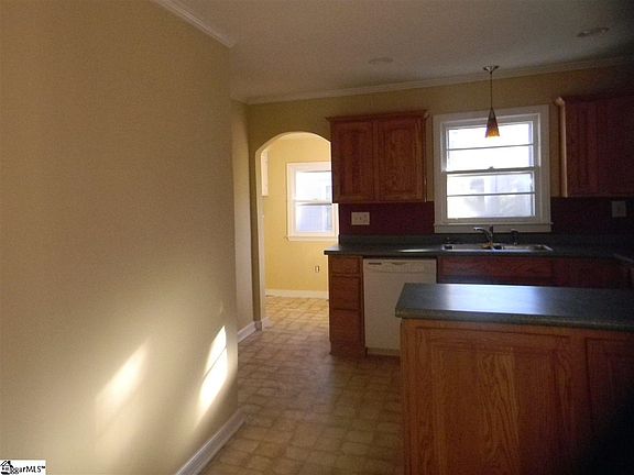 4th image of 17 N Haven Dr