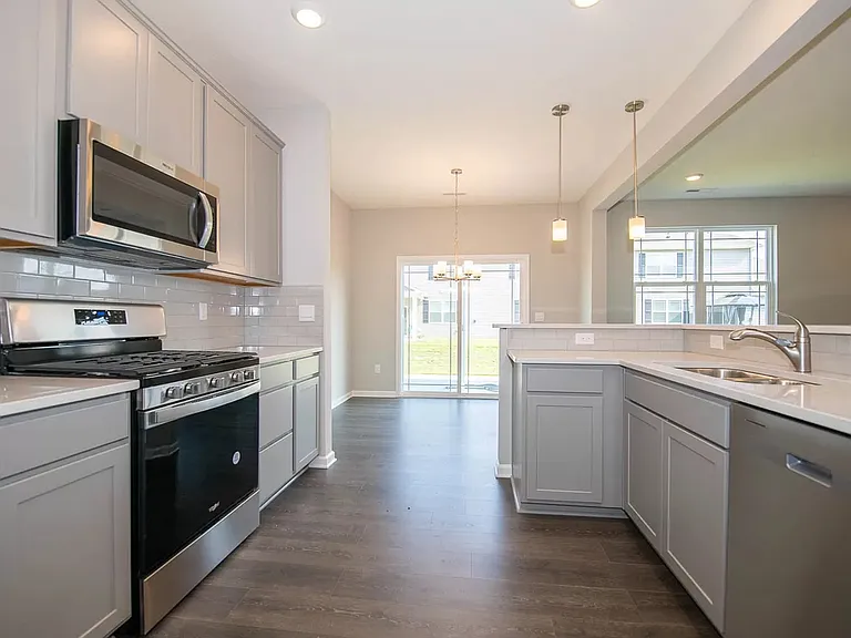 6436 Yuma Ct — Photo 16