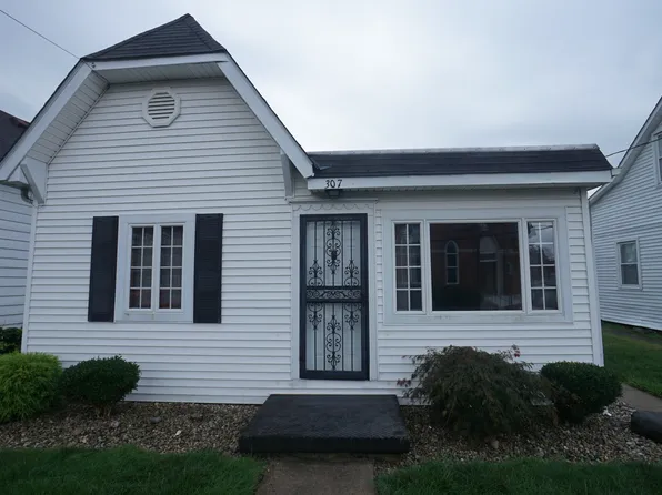 307 South St, Batesville, IN 47006