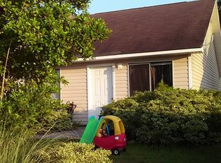 333 Beverly St, Hinesville, GA 31313