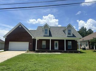 47 Miller St, Cowarts, AL 36321