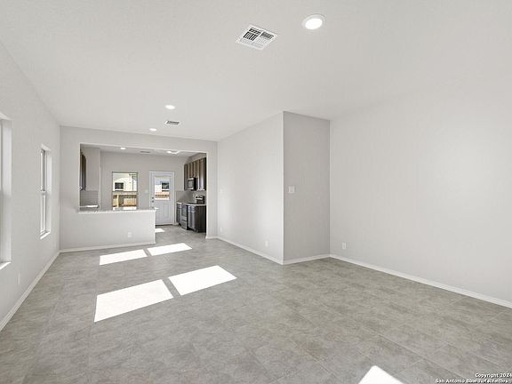 4th image of 2428 Dino Dr