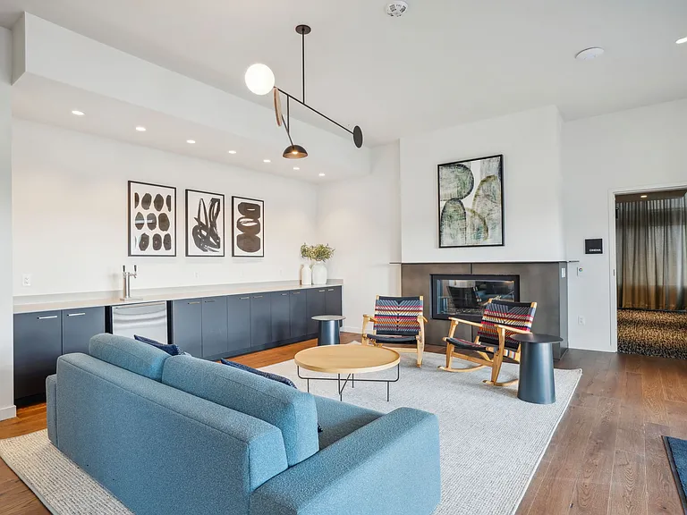Splash Apartments — Photo 48
