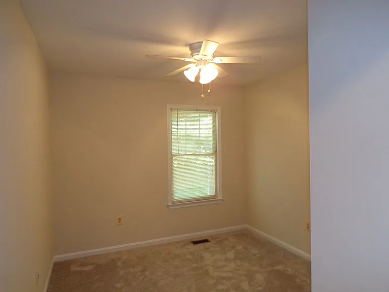 8305 Ridge Crossing Ln — Photo 12