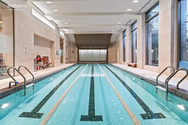 Sold by Sotheby's International Realty | media 14