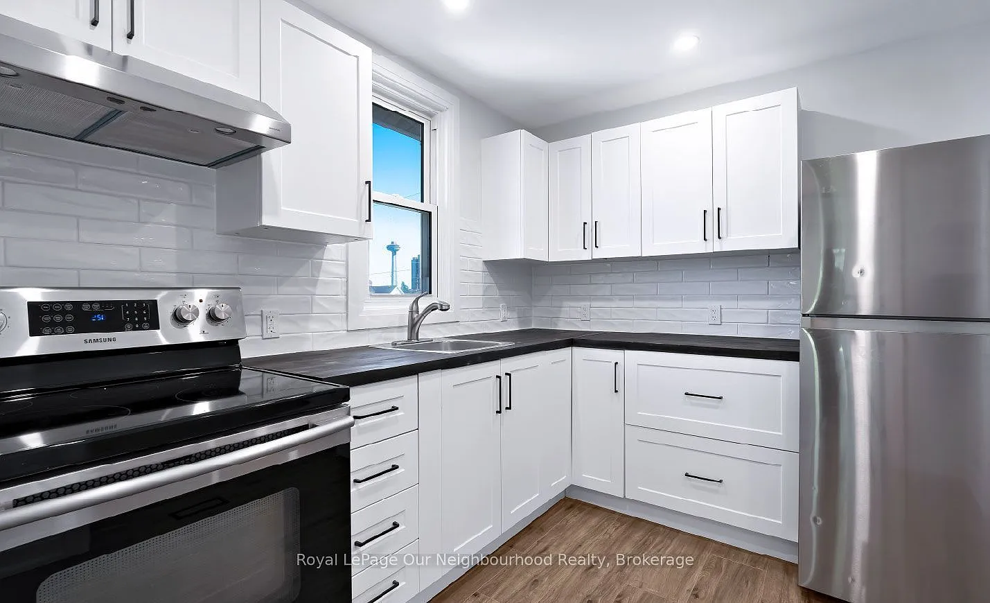 2 bed, $1,900 — Photo 3