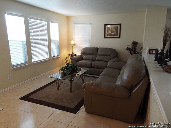 3rd image of 1215 Butler Dr