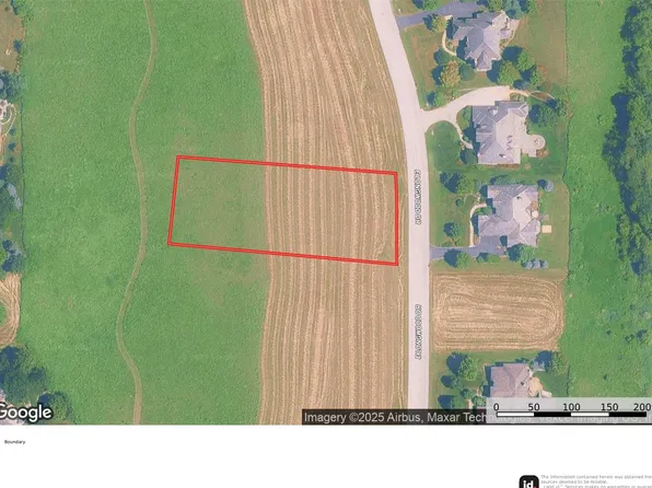 1300 E Longwood Dr, Bull Valley, IL 60098