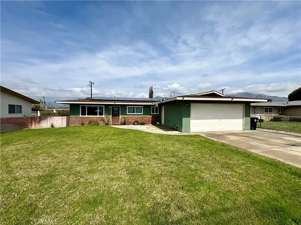 26732 Cypress St, Highland, CA 92346