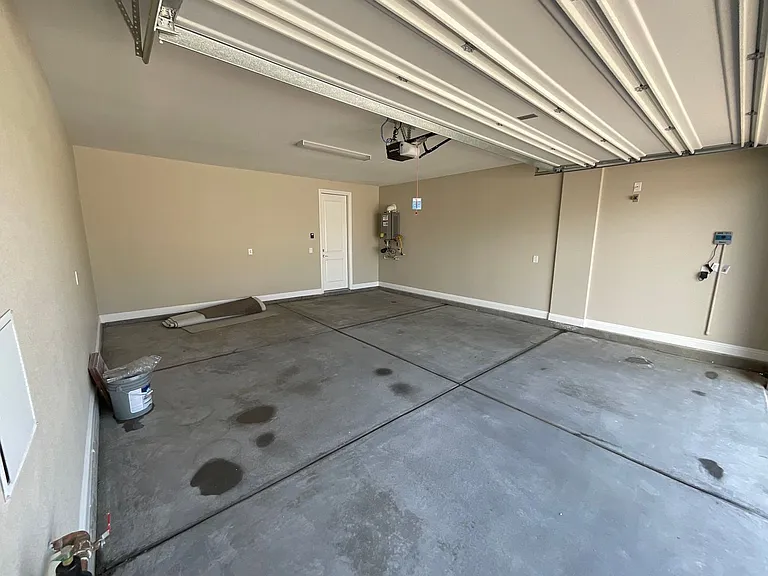 9281 Far Side Ave — Photo 45