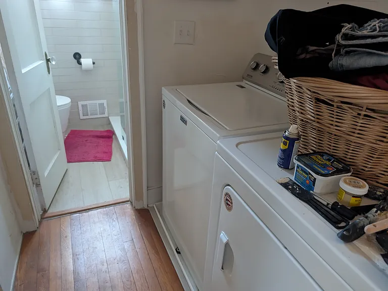 2419 Duncan St — Photo 15