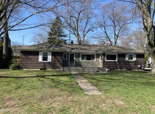 281 S Buys Rd, Muskegon, MI 49445