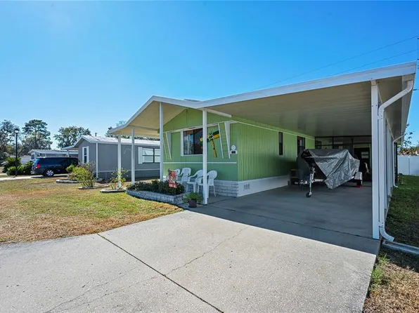 5305 Antigua Dr, Zephyrhills, FL 33541