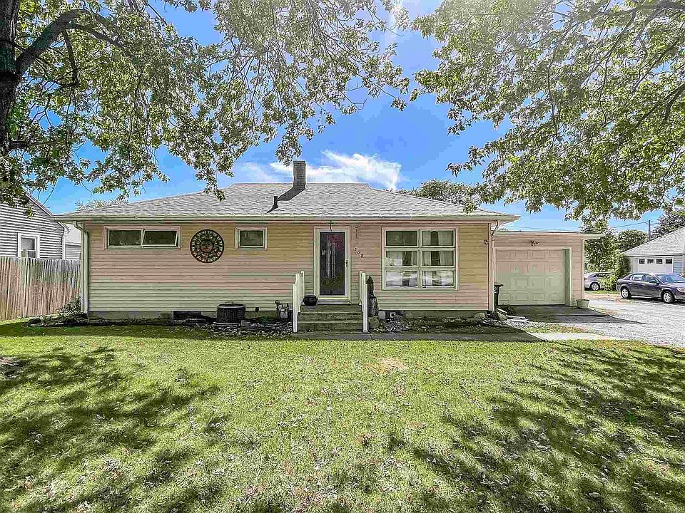 208 E North St, Kendallville, IN 46755 Zillow