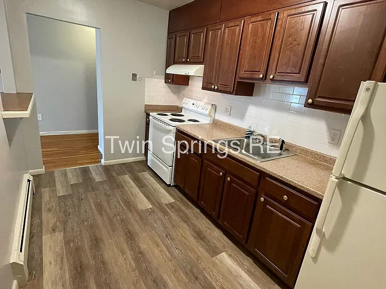 252 Spring St #27 — Photo 3