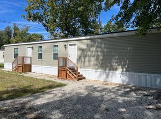 1085 Spring Bay Rd #45, East Peoria, IL 61611