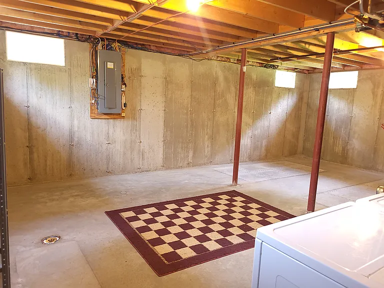 451 Partridge Farm Rd — Photo 44