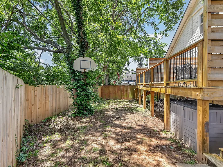 2127 Blair Blvd — Photo 23