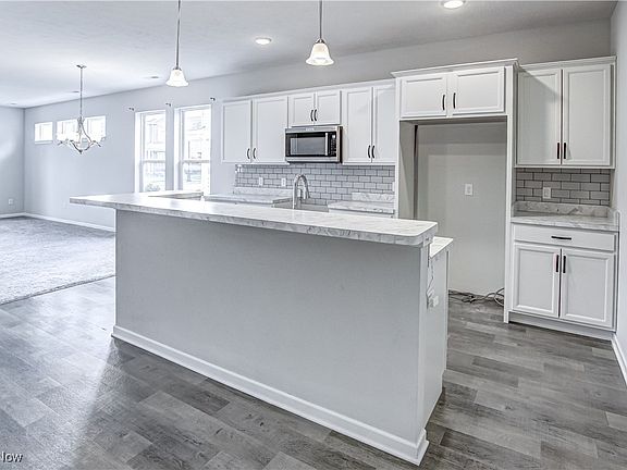 2nd image of 3562 Gerome Ct