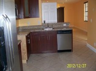 4022 Peppertree Dr, Fort Lauderdale, FL 33332