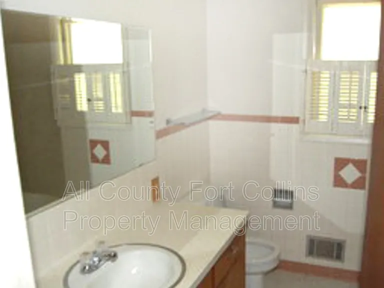 1516 Brentwood Dr — Photo 8