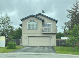 7400 Grey Wolf Cir, Anchorage, AK 99507