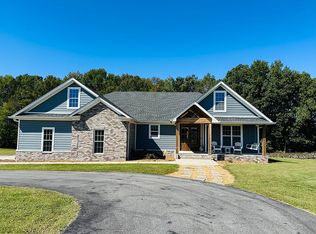 143 S Patrick Rd, Fayetteville, TN 37334