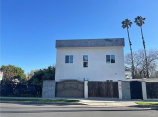 18422 Chase St, Northridge, CA 91325