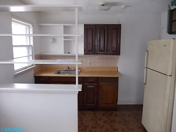 3rd image of 780-782 Butler Ave