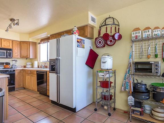 3rd image of 2733 W Placita Mesa Alta