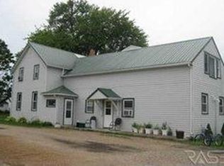 1023 2nd Ave, Brewster, MN 56119