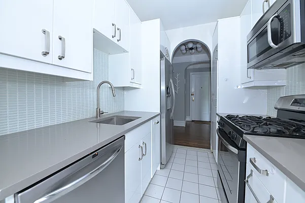 Sold by Brown Harris Stevens Forest Hills LLC | media 39