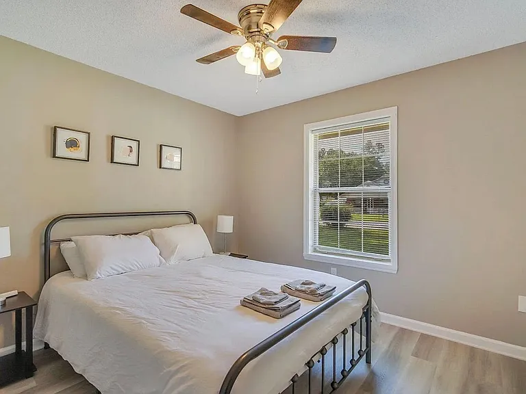 1308 Tower Dr — Photo 13