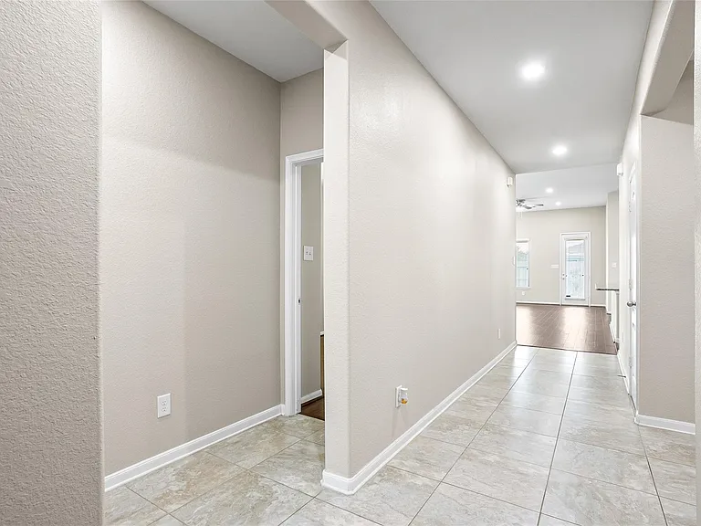 6530 Bayliss Valley Ln — Photo 6