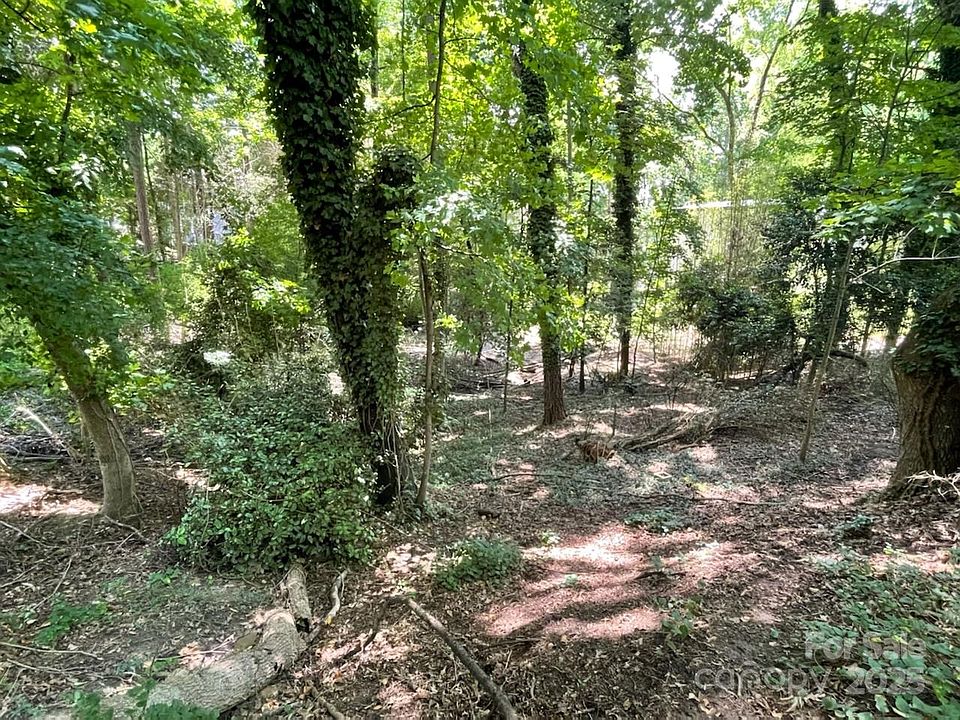 2nd image of 3007 Point Clear Dr