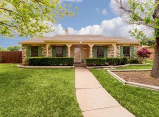 410 Lucinda Dr, Garland, TX 75040