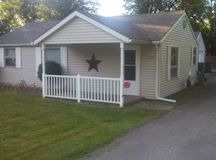 7520 W Cornbread Rd, Yorktown, IN 47396