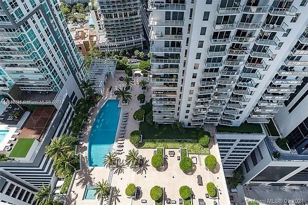 1060 Brickell Ave #1617 — Photo 17