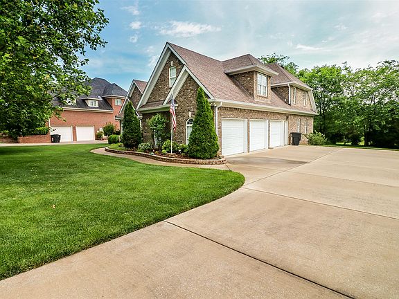 2nd image of 1406 Buckingham Dr