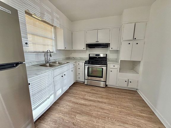 4th image of 265 NW 79th St