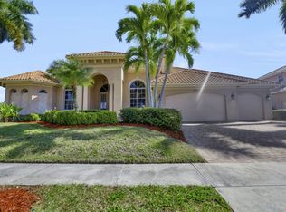 127 Peach Ct, Marco Island, FL 34145