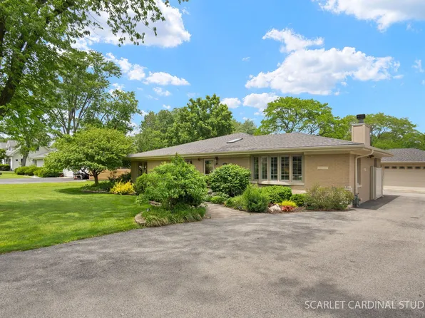 526 72nd St, Darien, IL 60561