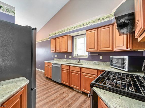 4th image of 8276 Claridge Ct
