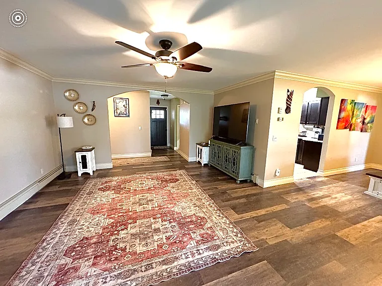 1620 Sneffels St — Photo 10