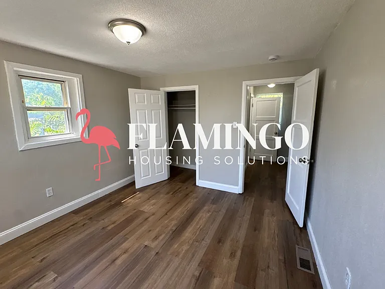 929 Stolz Ave — Photo 14