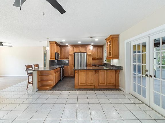 5th image of 3215 LAKE SAXON DRIVE