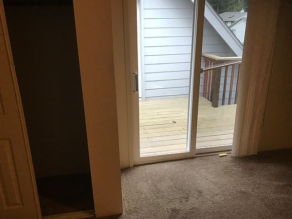 Bedroom access to porch