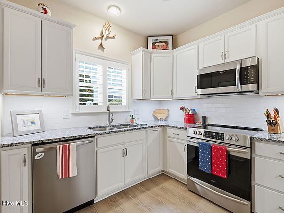 5th image of 112 Rochelle Drive #203