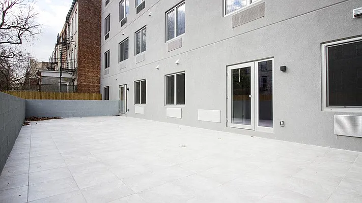 Rented by Nooklyn NYC LLC | media 28