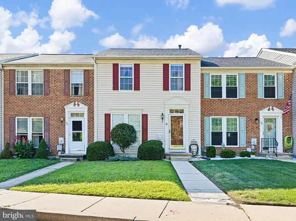 36 Alexis Dr, Newark, DE 19702